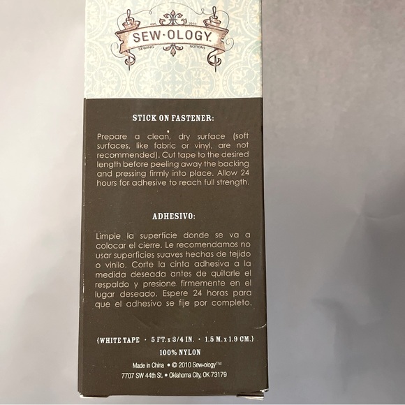 Sewology Hook & Loop Stick-on Fasteners, 2 boxes - Picture 2 of 3